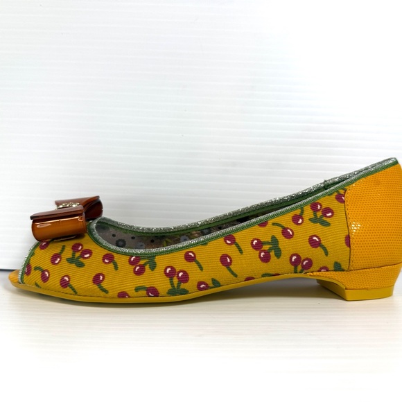 Poetic License Yellow and Orange Bow Flats NWT - Picture 7 of 14